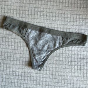 Aerie Thong Panties size S